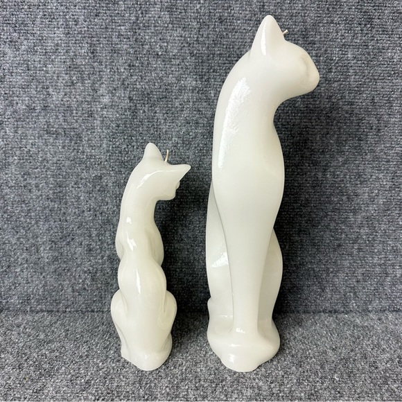 Vintage pair MCM cat kitten figurine candles white mod art deco sleek 8” and 12” - Picture 4 of 12